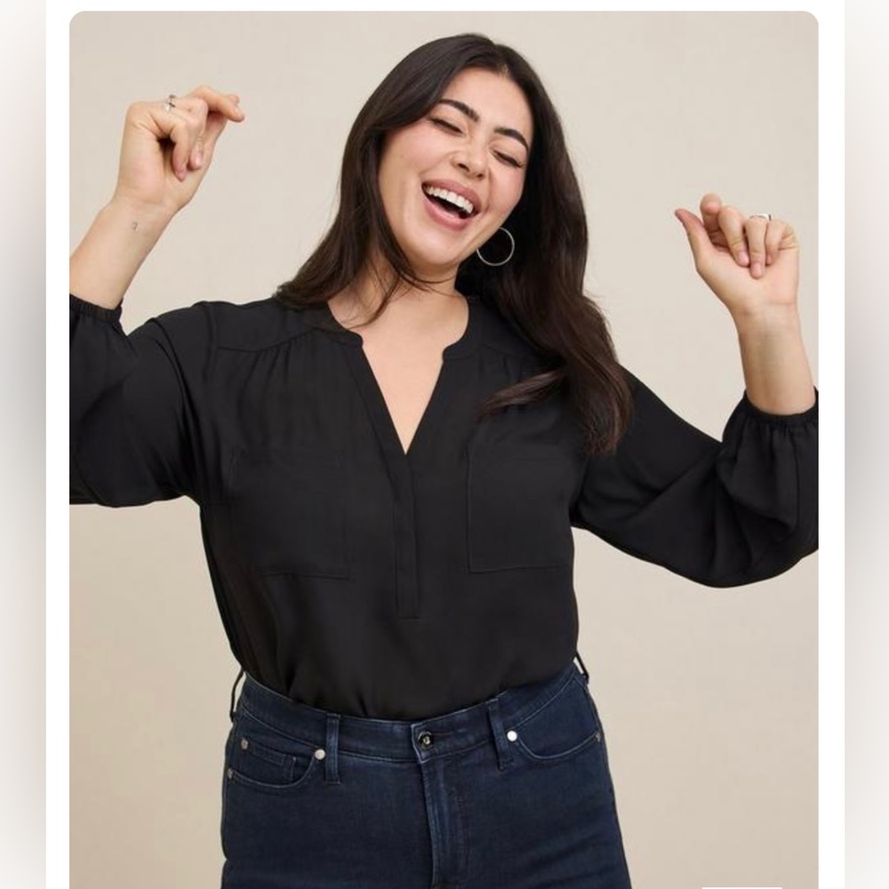 NWT! Torrid 3 Black Harper Georgette Pullover Long Sleeve Blouse